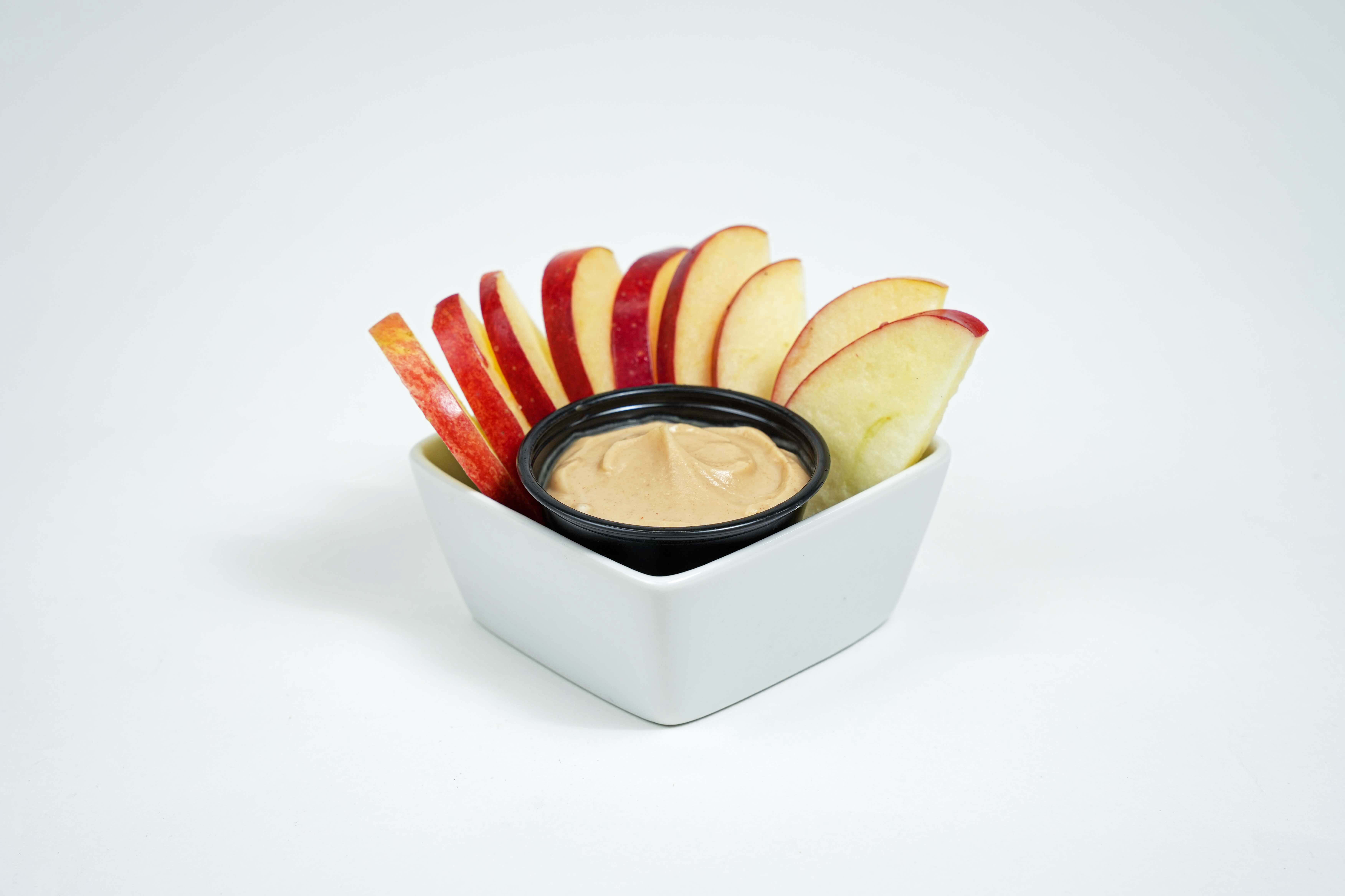 Apple Slices With PB Dip